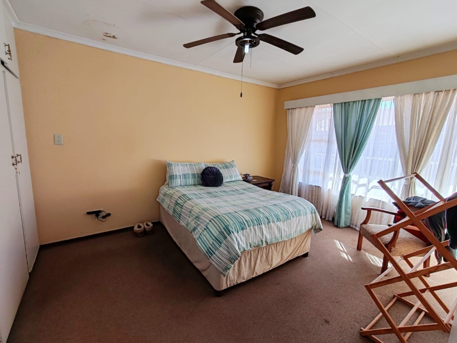 3 Bedroom Property for Sale in Potchefstroom North West
